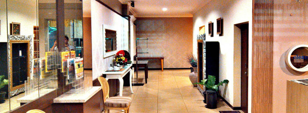 Hotel C3 Semarang Eksteriør bilde